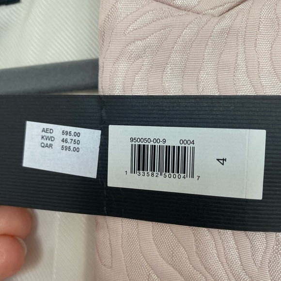 Banana Republic blazer - Picture 2 of 5